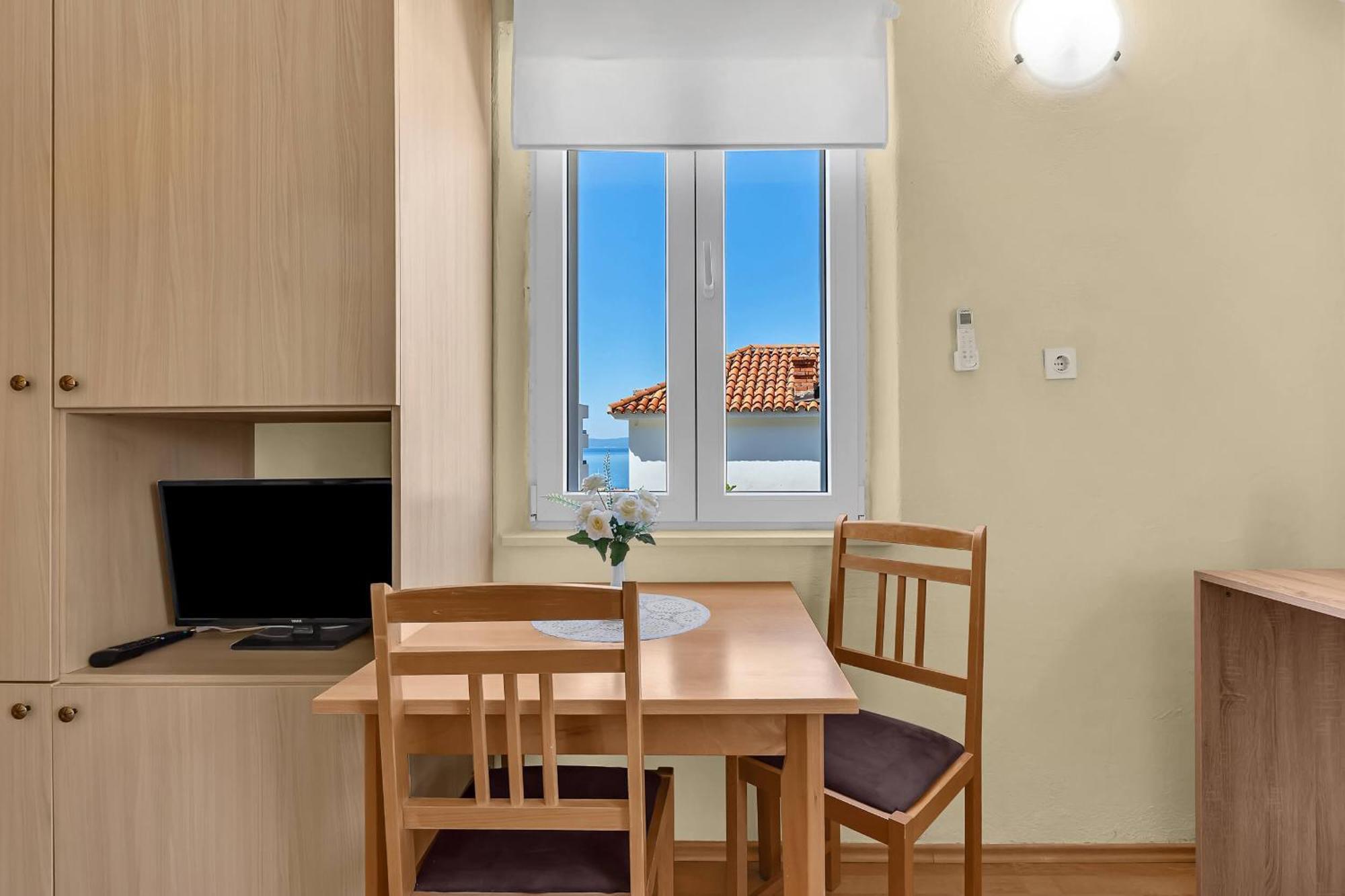 Apartment Jakov *
