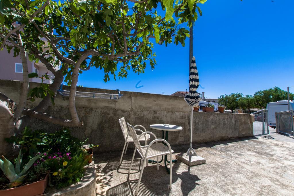 Jakov Apartment Makarska