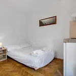 Studios Jakov