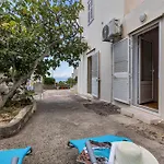 Studios Jakov