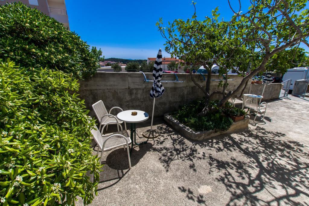 Jakov Apartment *